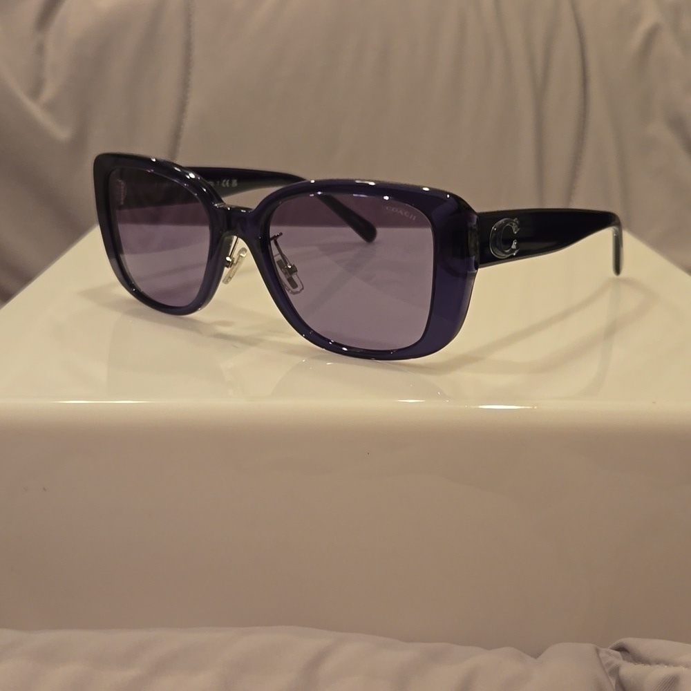 Coach Blue Transparent Sunglasses brand new in case - Picture 2 of 14